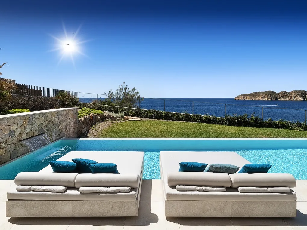 Goya - New built villa in first sea line-2