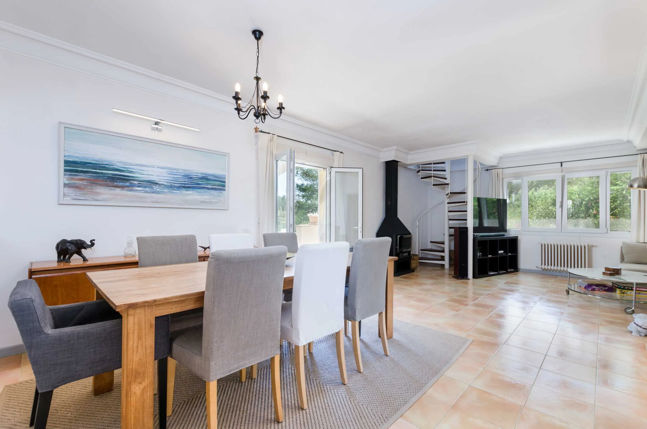 Charmigt hus på landet i Esporlas-2