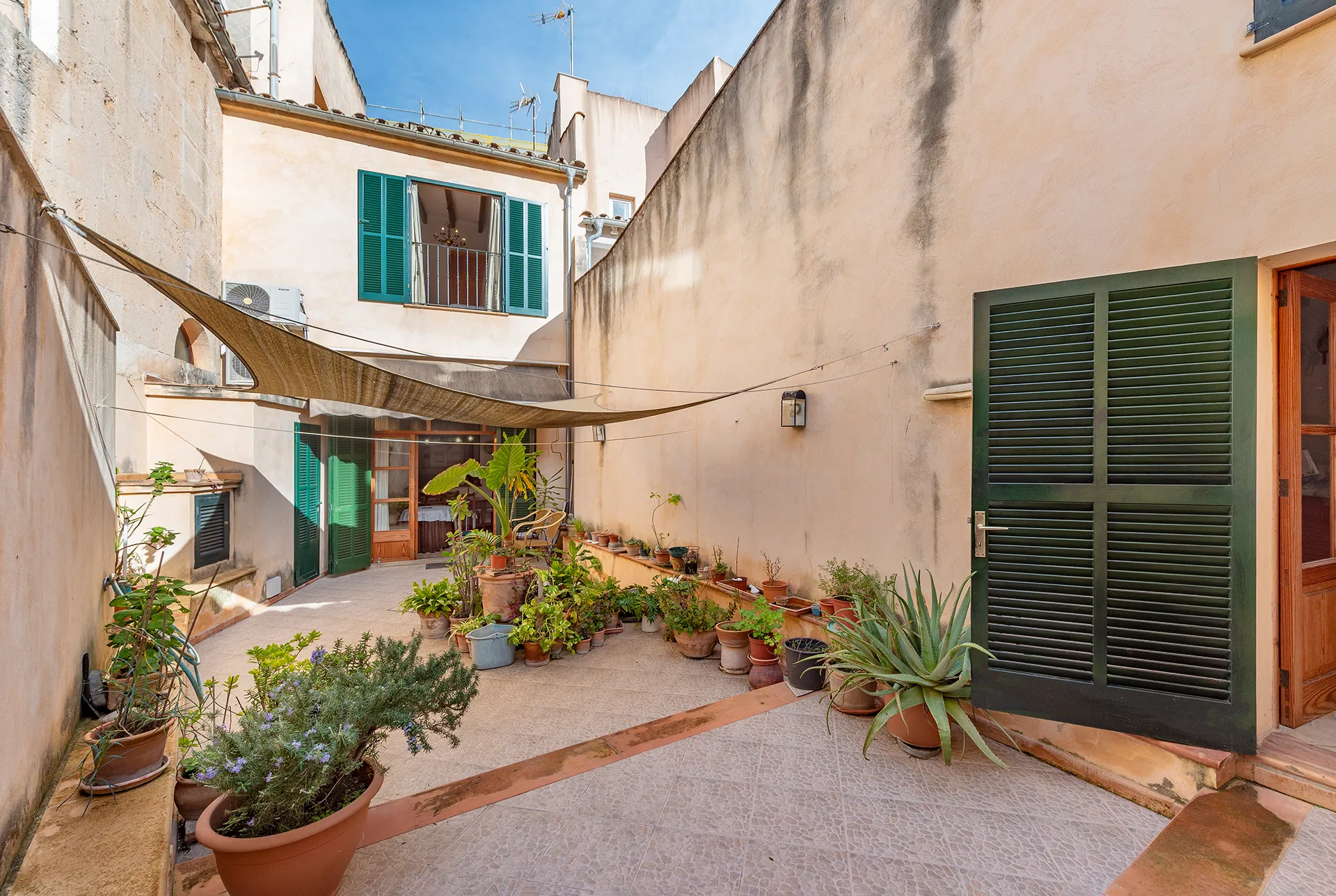 Dom z majorkańskim urokiem i dużym potencjałem biznesowym w samym sercu Pollença-5
