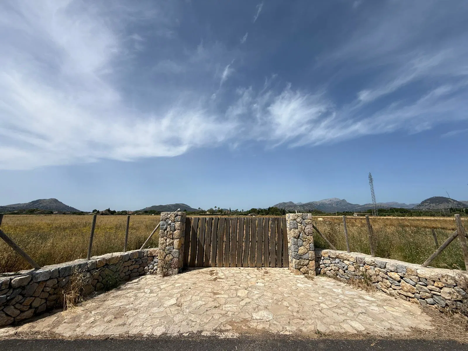 Propriété rurale avec projet de villa méditerranéenne élégante dans un emplacement privilégié-2
