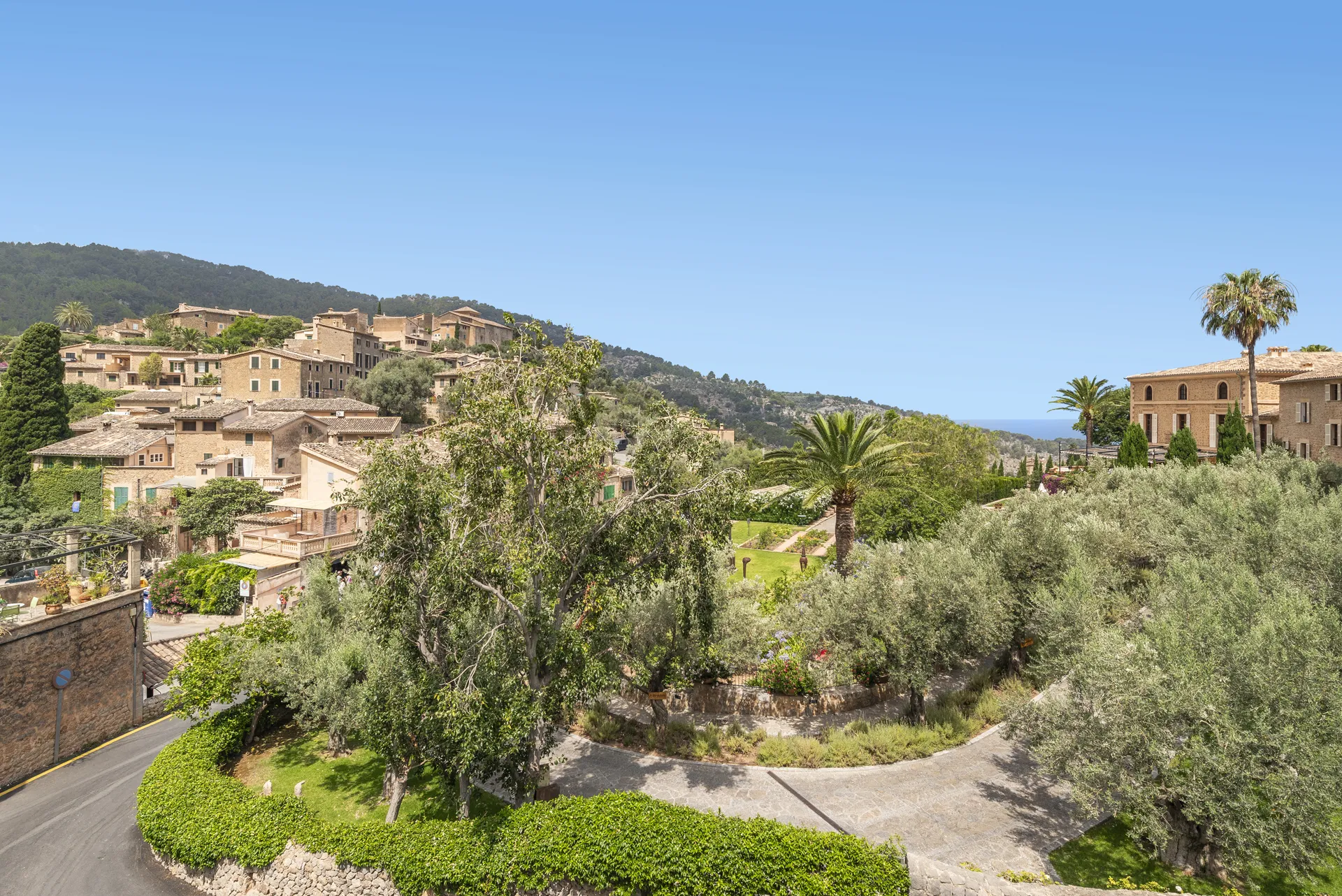 Casa clásica de 5 dormitorios con majestuosas vistas a la montaña - Alquiler temporal-24
