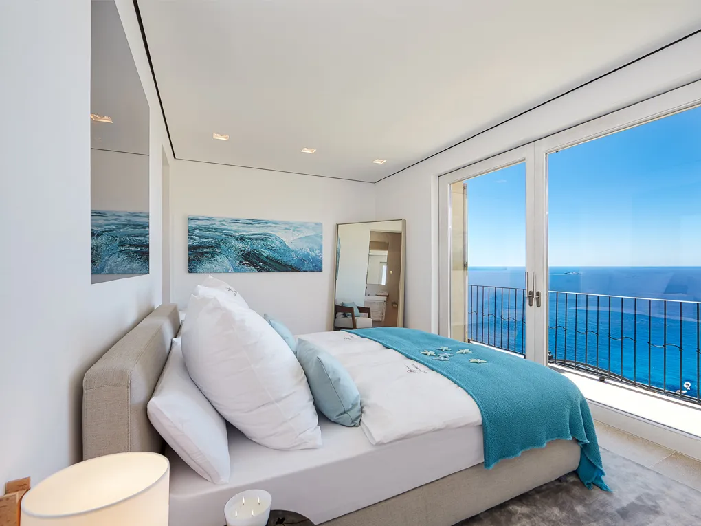 Роскошная семейная вилла "Охо-дель-Мар" с видом на море-12