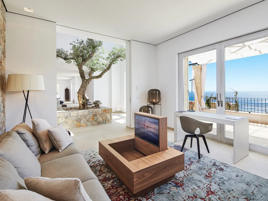 Роскошная семейная вилла "Охо-дель-Мар" с видом на море-9