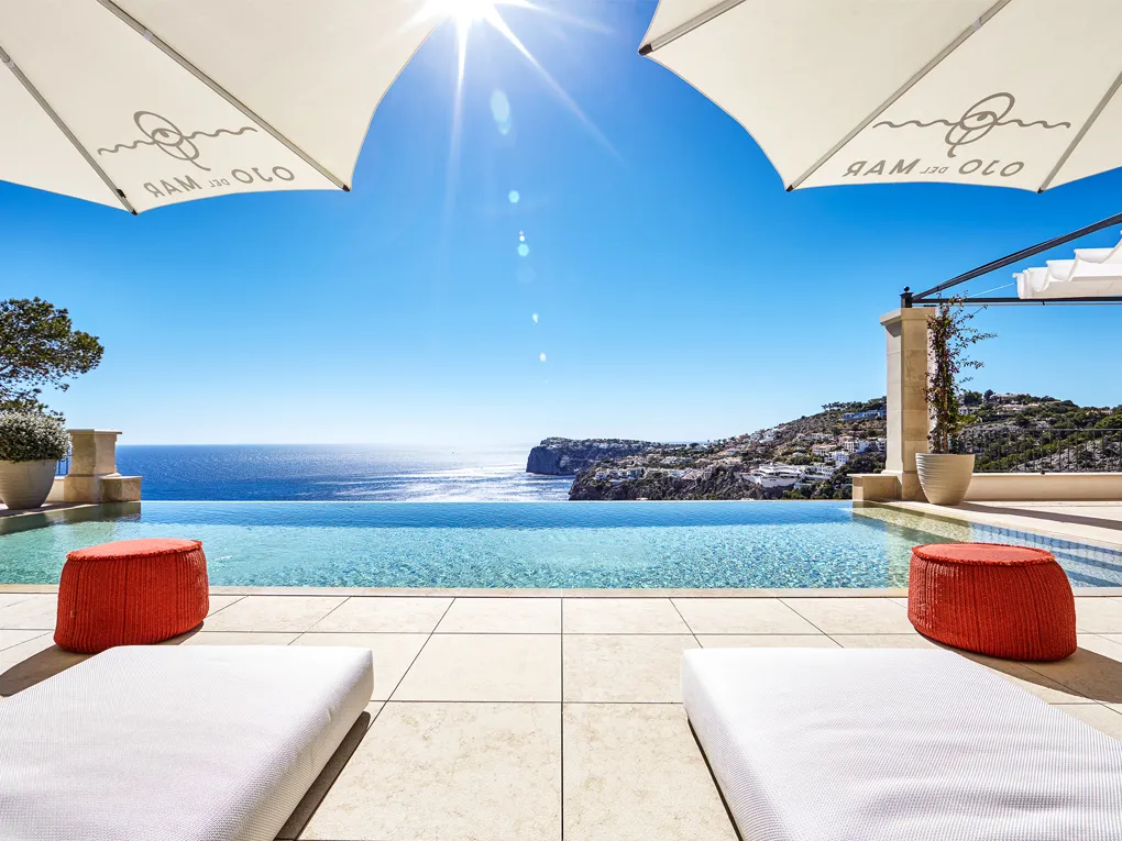 Роскошная семейная вилла "Охо-дель-Мар" с видом на море-1