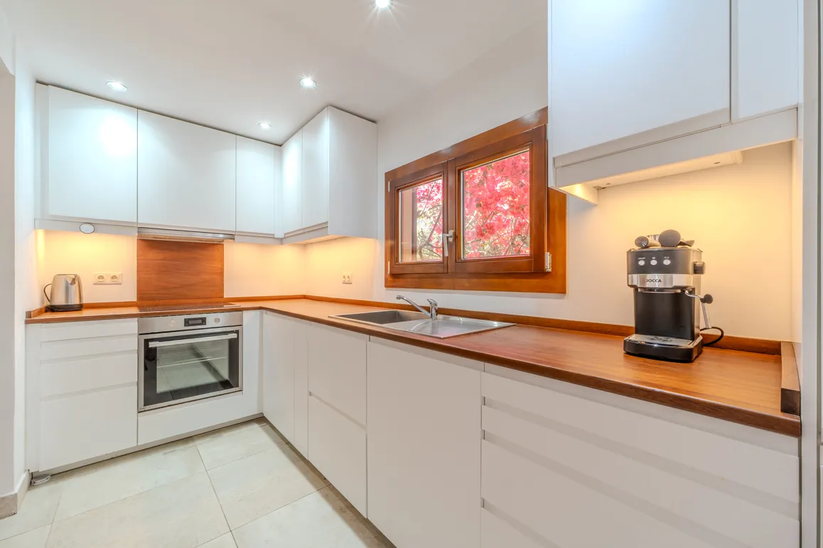 Stylish townhouse with underfloor heating and garage on the outskirts of Son Servera-6