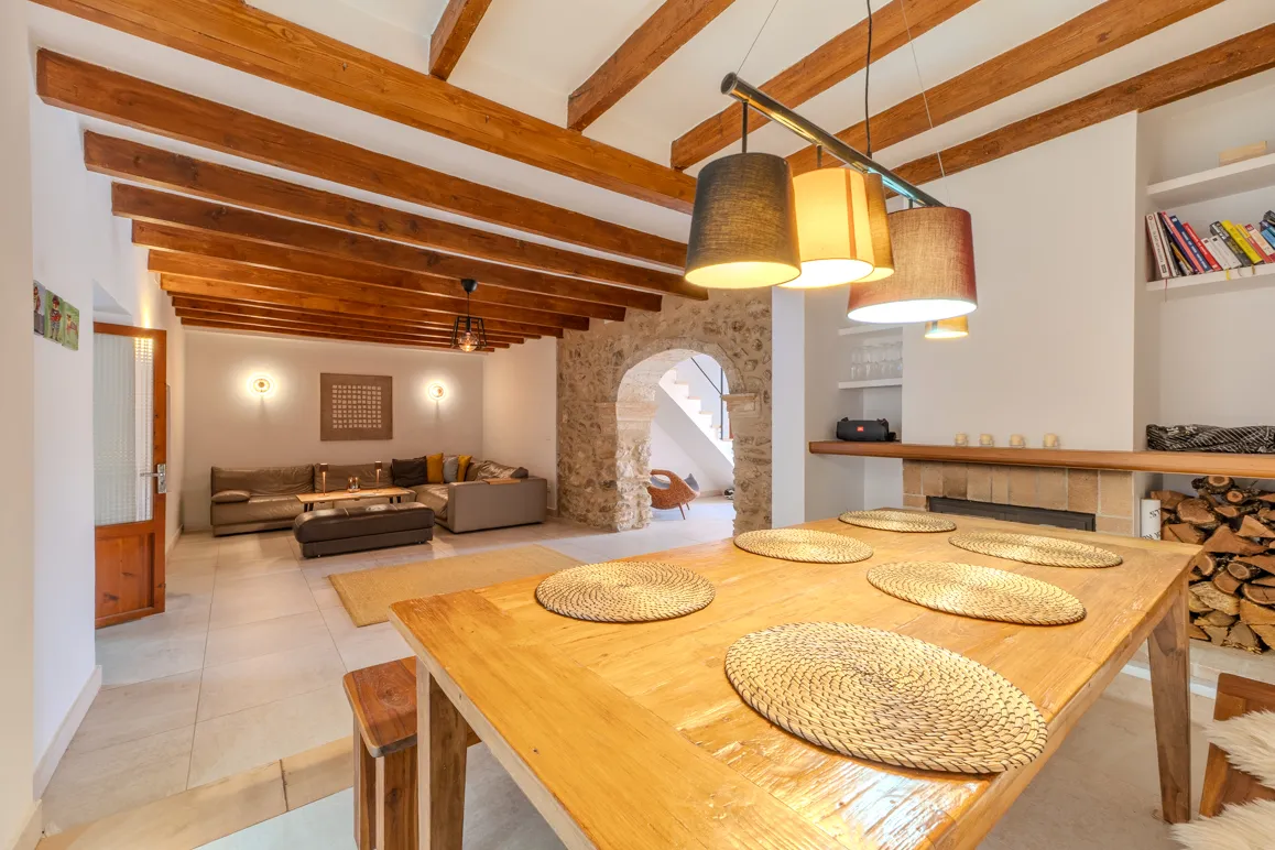 Stylish townhouse with underfloor heating and garage on the outskirts of Son Servera-3