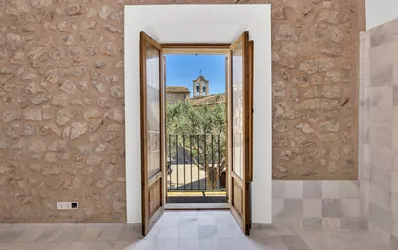 Charmerende landsbyhus med hotellicens og mallorcinsk charme