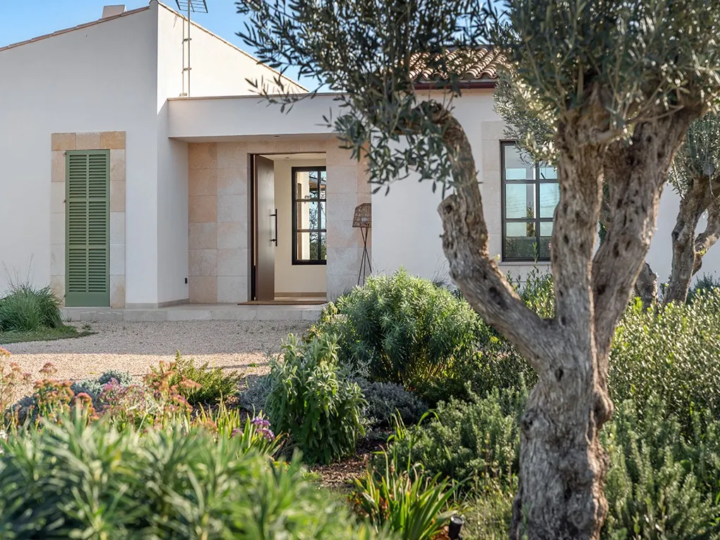 Exclusiva finca de nova construcció en Campos amb vistes magnífiques i tranquil·litat.-13