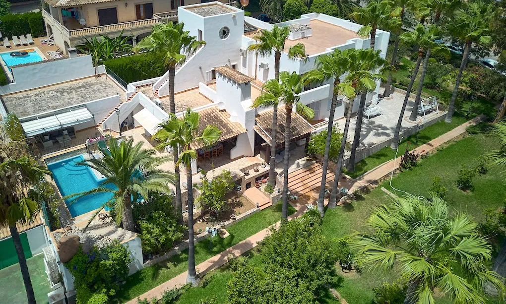 Chalet espacioso a poca distancia del mar-1