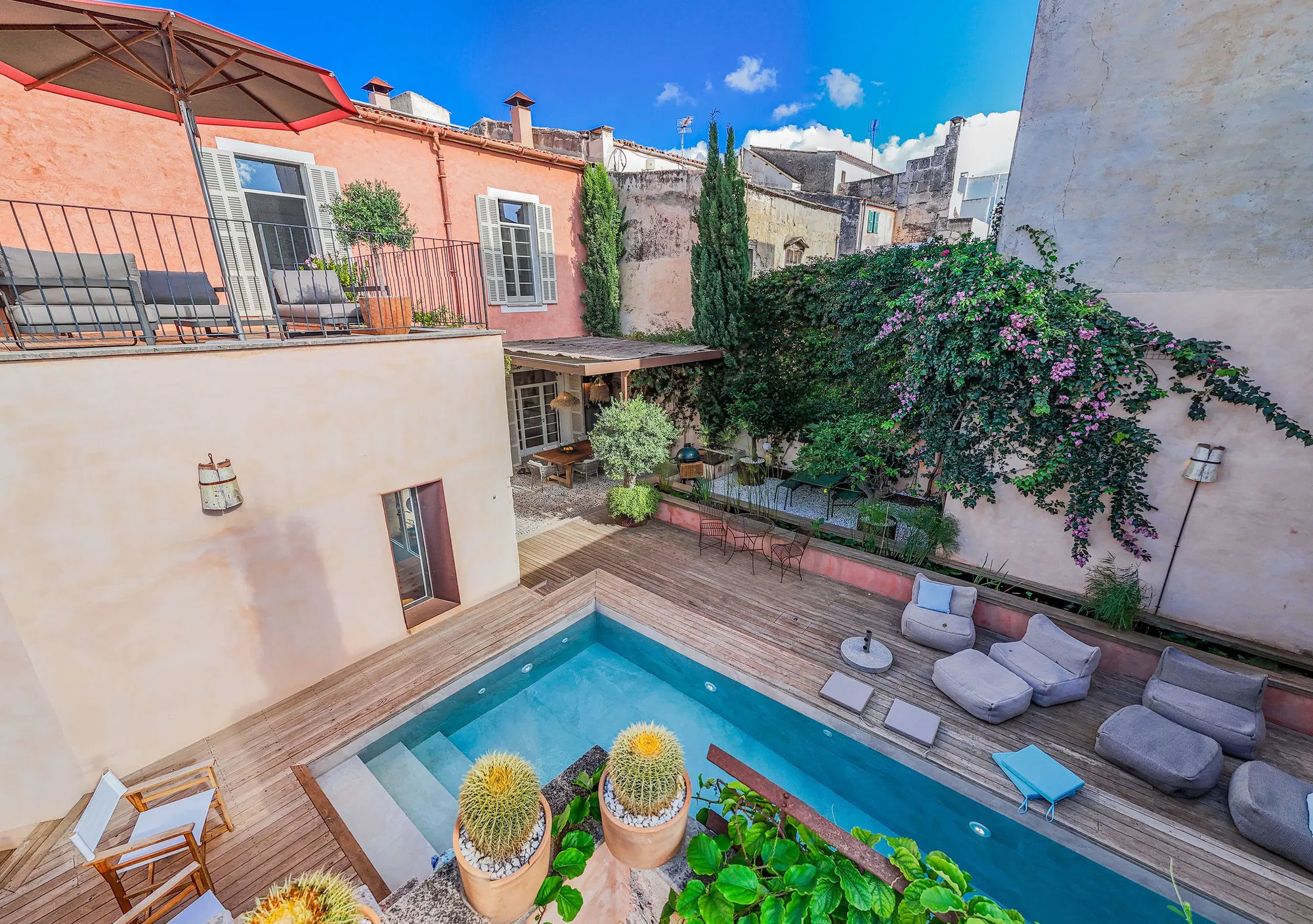 Urban oasis with pool and historic charm-10