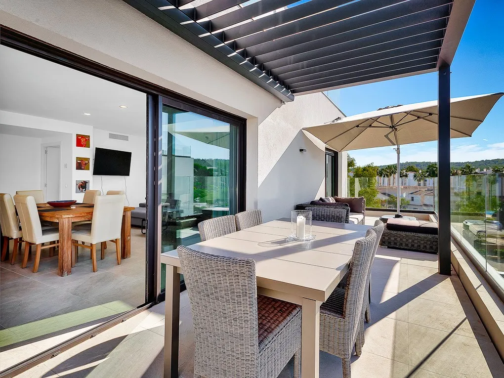 Penthouse i dejligt fællesskab med privat tagterrasse-5