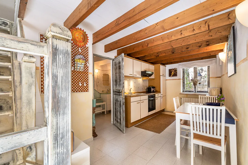 Historisk vindmølle med have og tilladelse til ferieudlejning-22