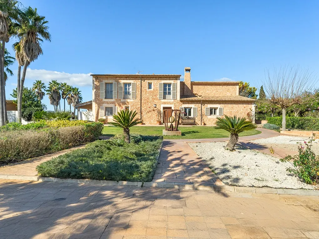 Finca entre Santanyi et Campos avec licence de location et sa propre oliveraie-14