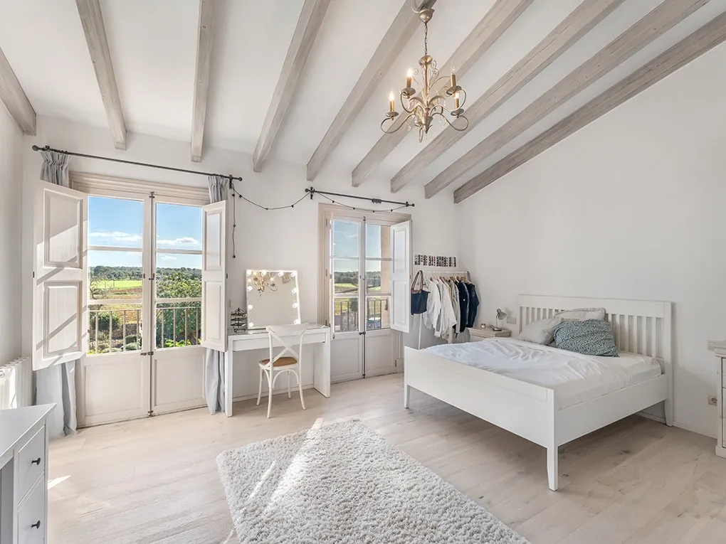 Finca mellem Santanyi og Campos med udlejningslicens og egen olivenplantage-11