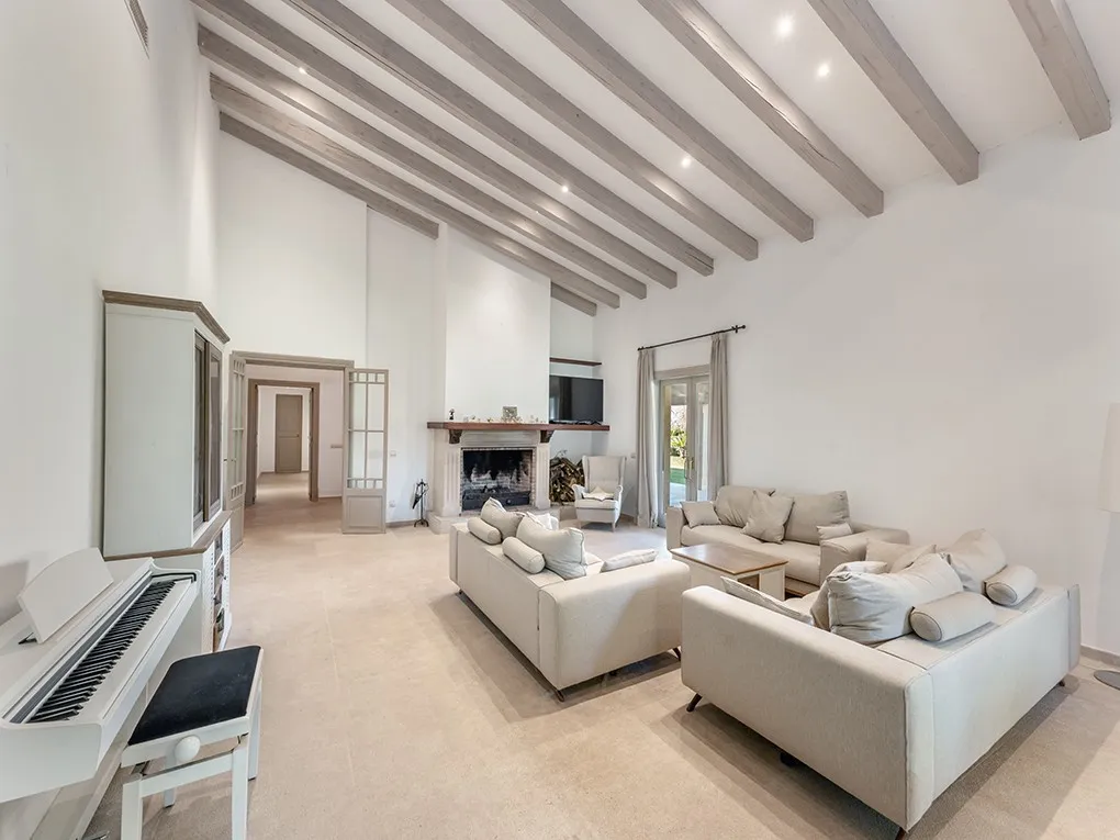 Finca tra Santanyi e Campos con licenza di affitto e piantagione di olivi di proprietà-6