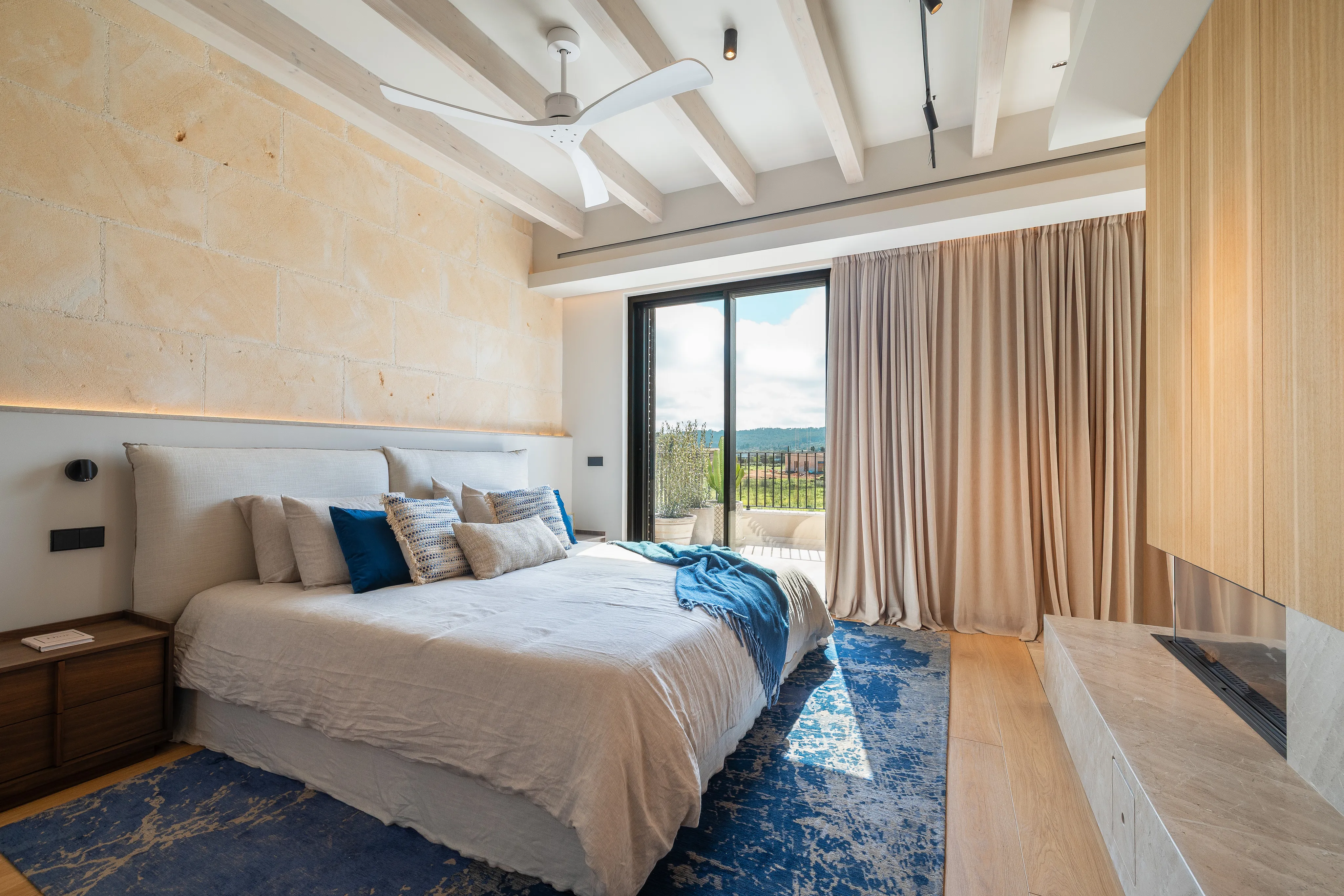 Exclusive townhouse in Santa Maria-13