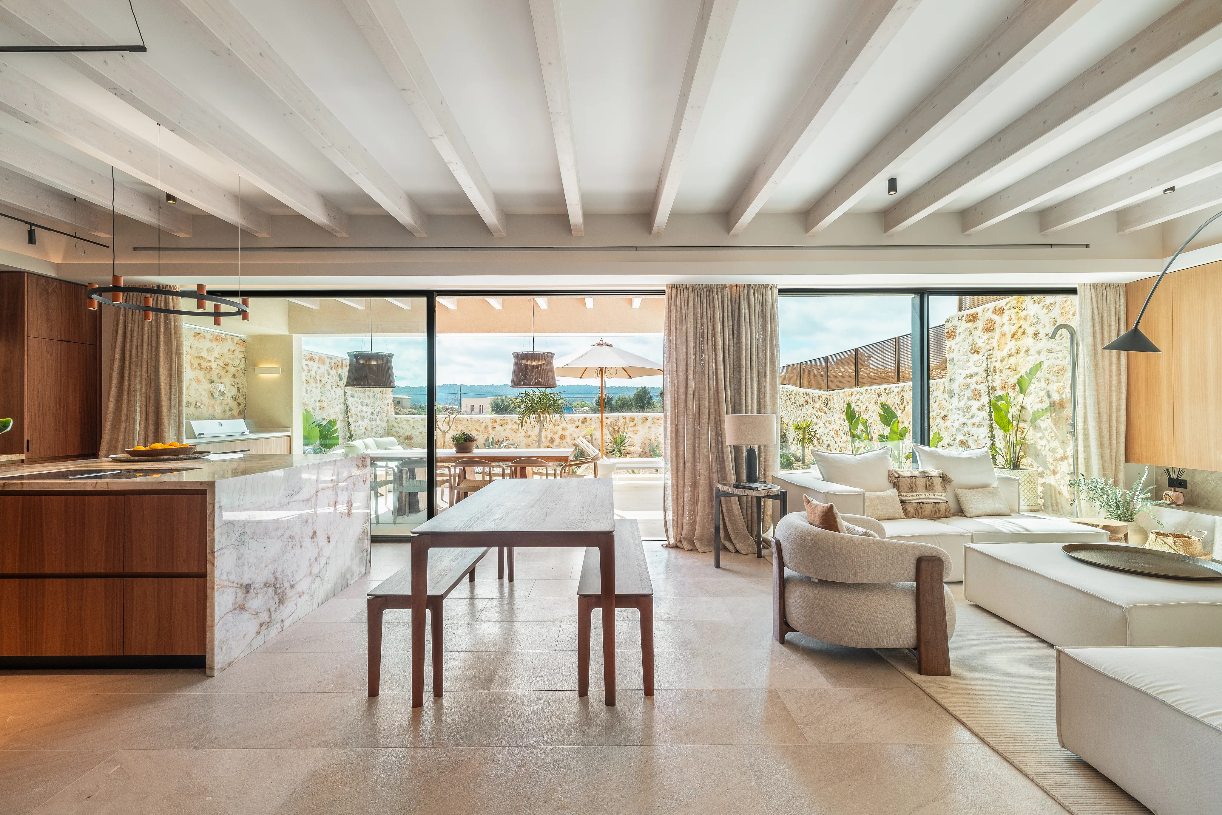 Exclusive townhouse in Santa Maria-4