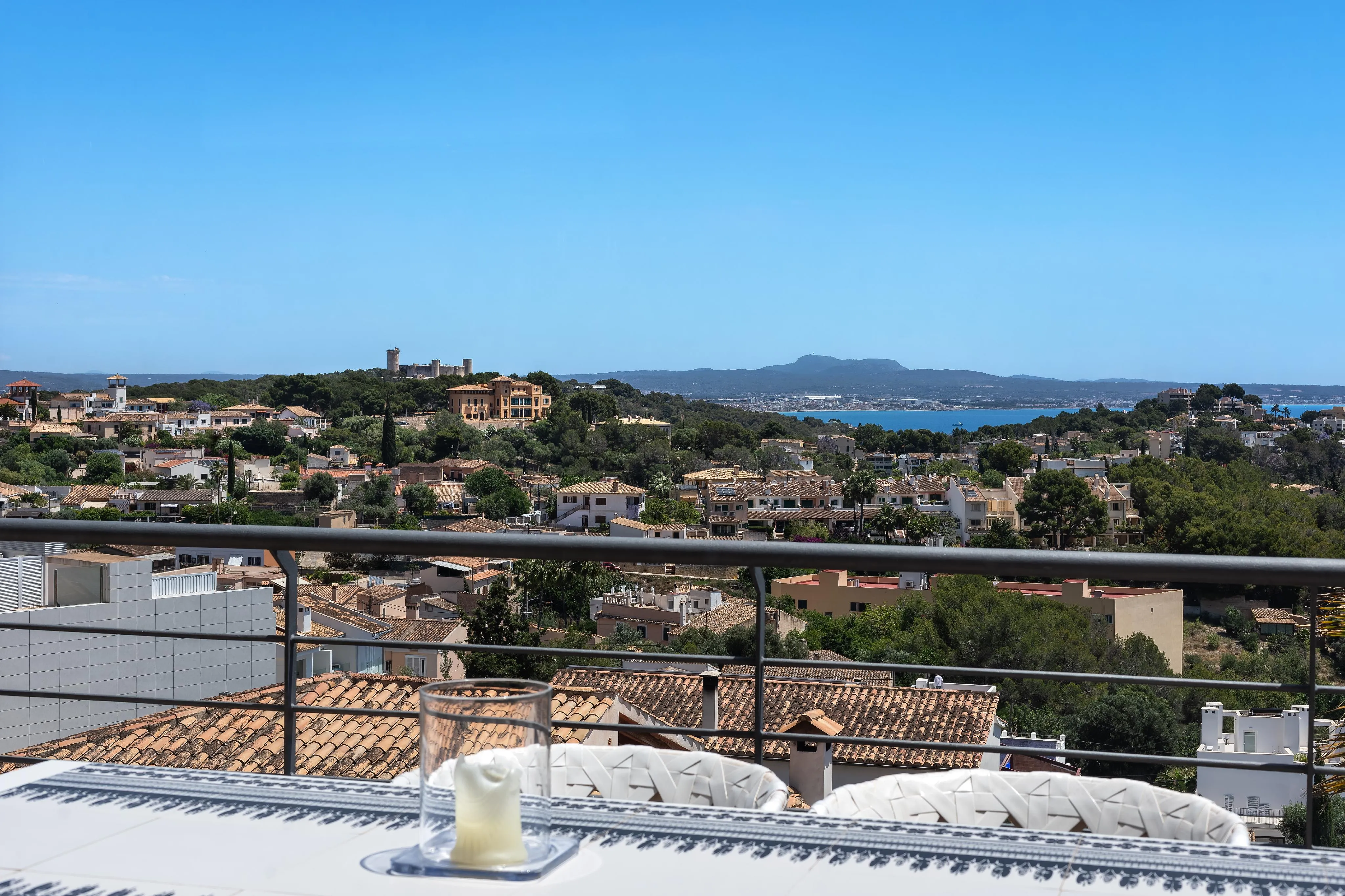 Una vila per a enamorar-se amb vistes panoràmiques al mar-2