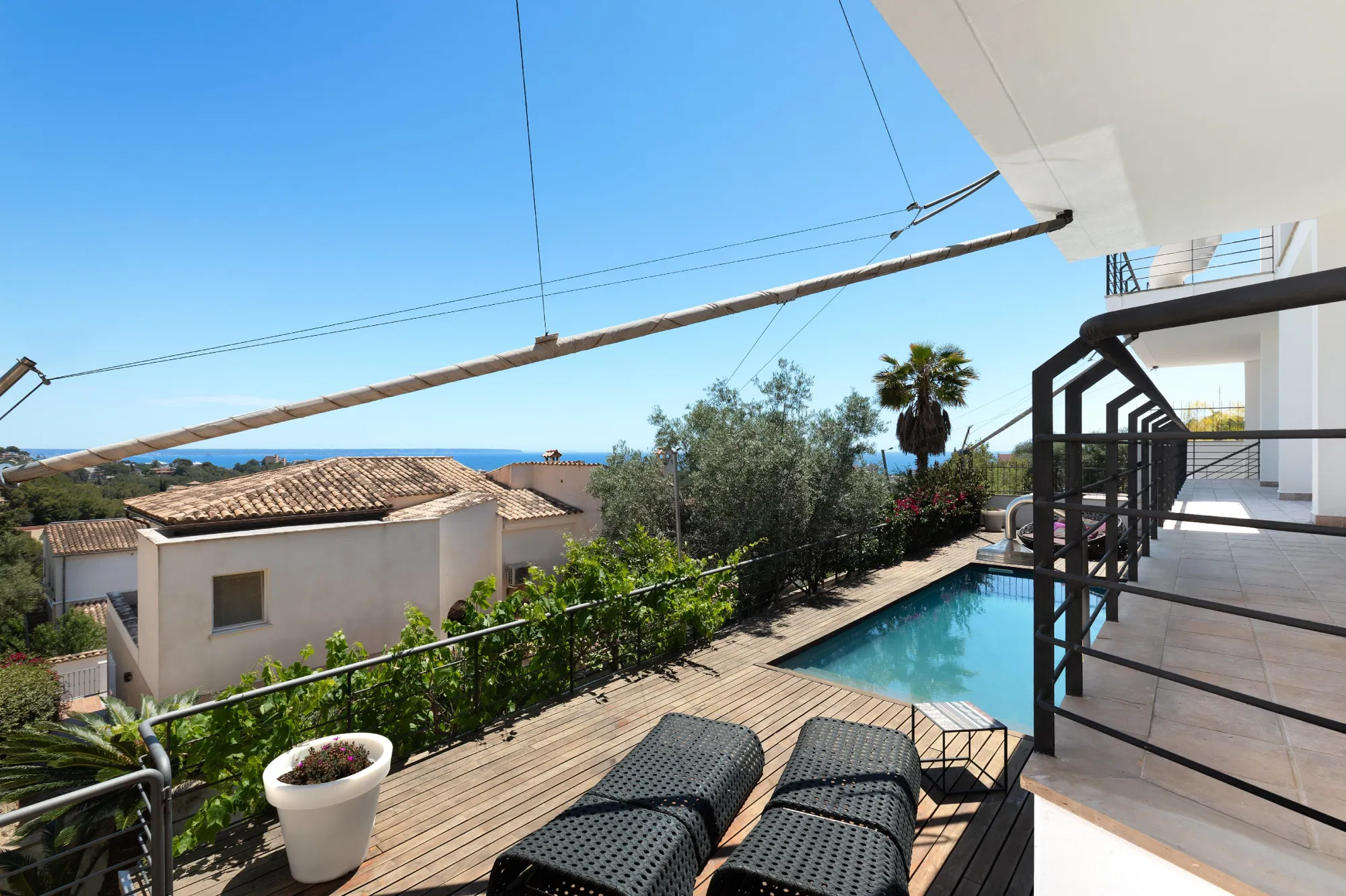 Una vila per a enamorar-se amb vistes panoràmiques al mar-14