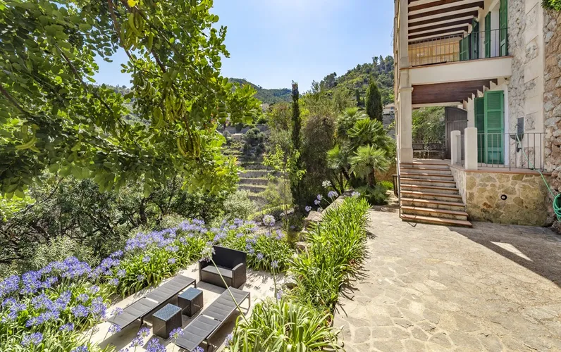 Maison mitoyenne de 4 chambres au cœur de Banyalbufar - Location temporaire