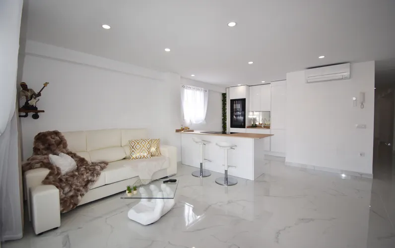 Appartement met uitzicht op de haven en het strand van S'Arenal