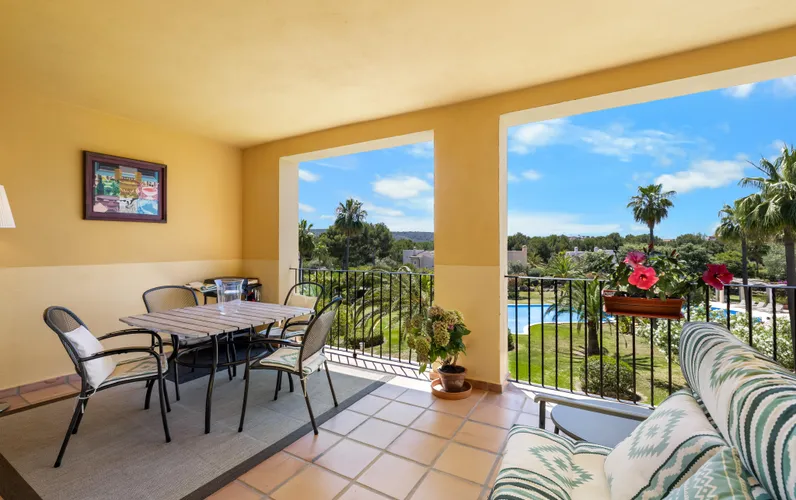 Apartament amb orientació sud en un popular comunitat a Santa Ponsa