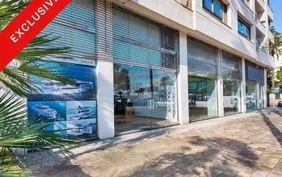 Ejendom med høj omsætning på bedste beliggenhed