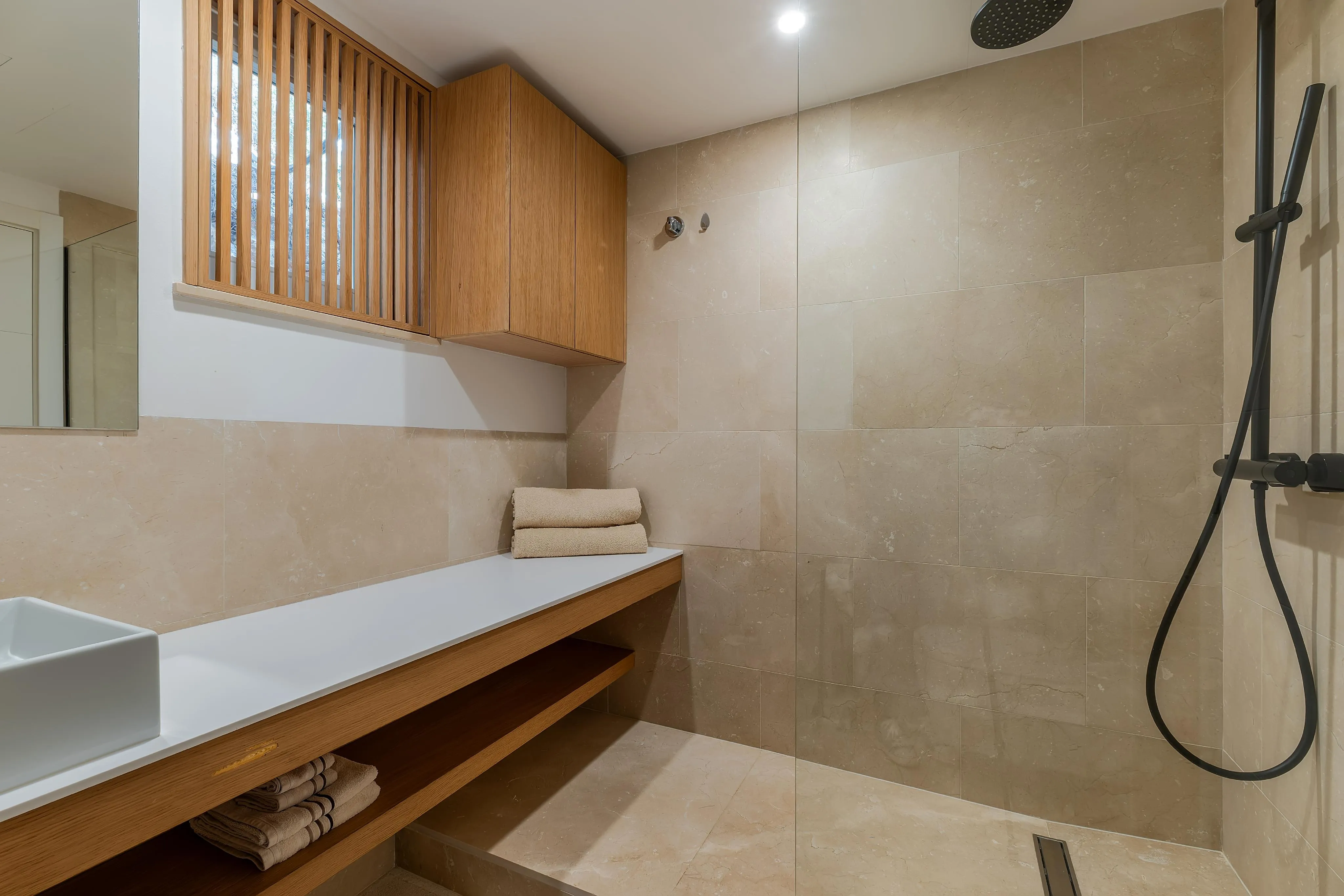 Moderne villa met uitzicht op zee in Port Andratx-19