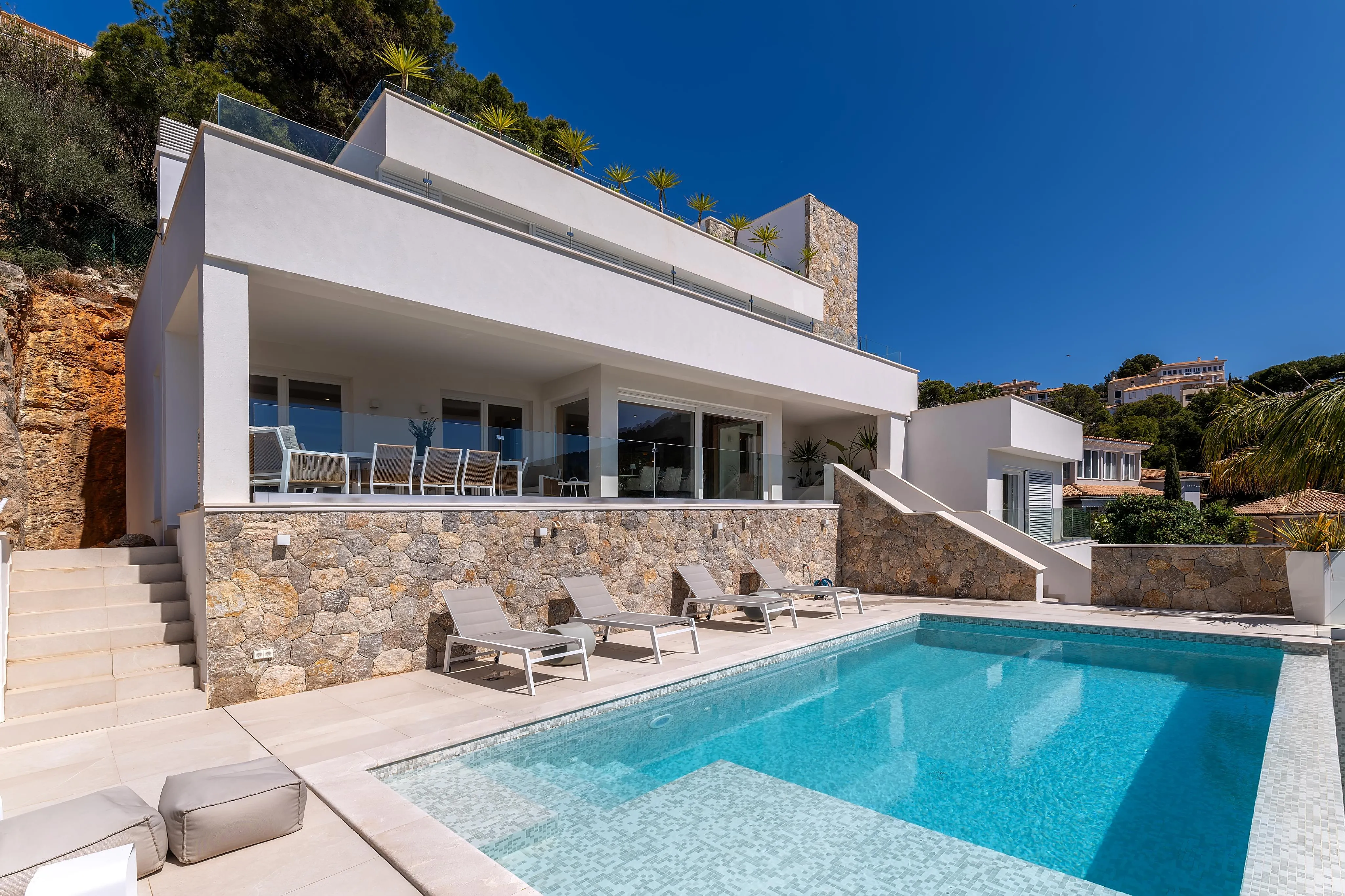 Moderne villa met uitzicht op zee in Port Andratx-1