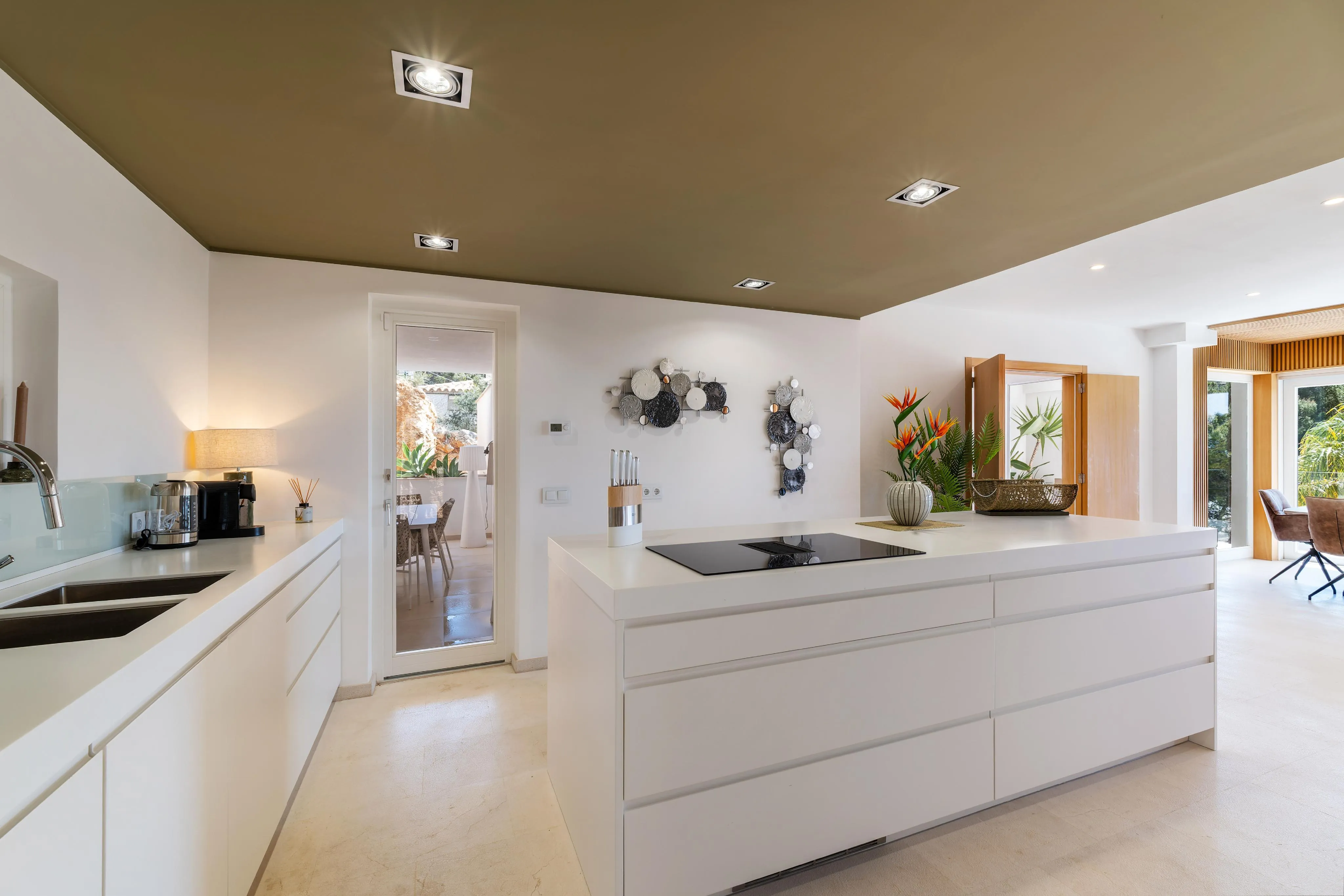 Modern villa med havsutsikt i Port Andratx-12