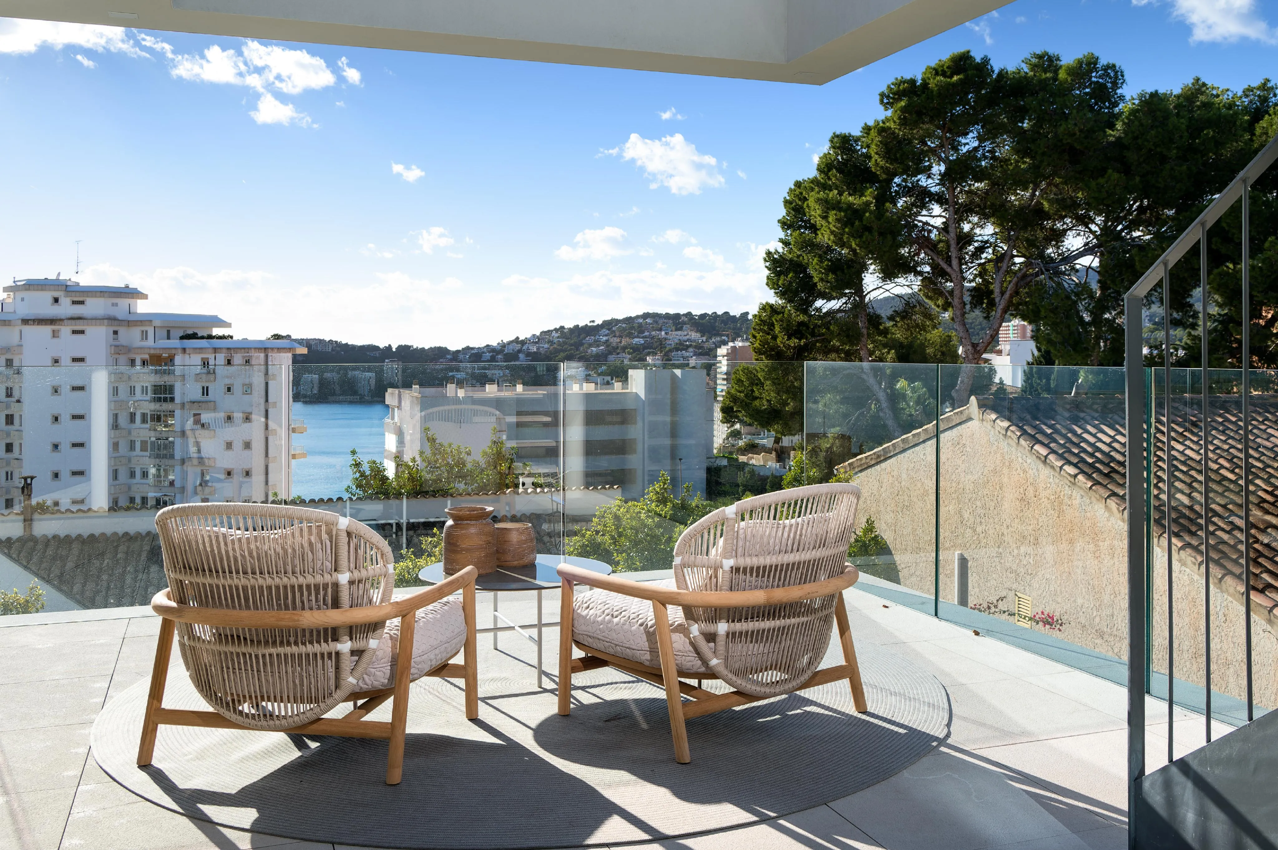 Ever Marivent: Breathtaking new build penthouse with stunning sea views-2