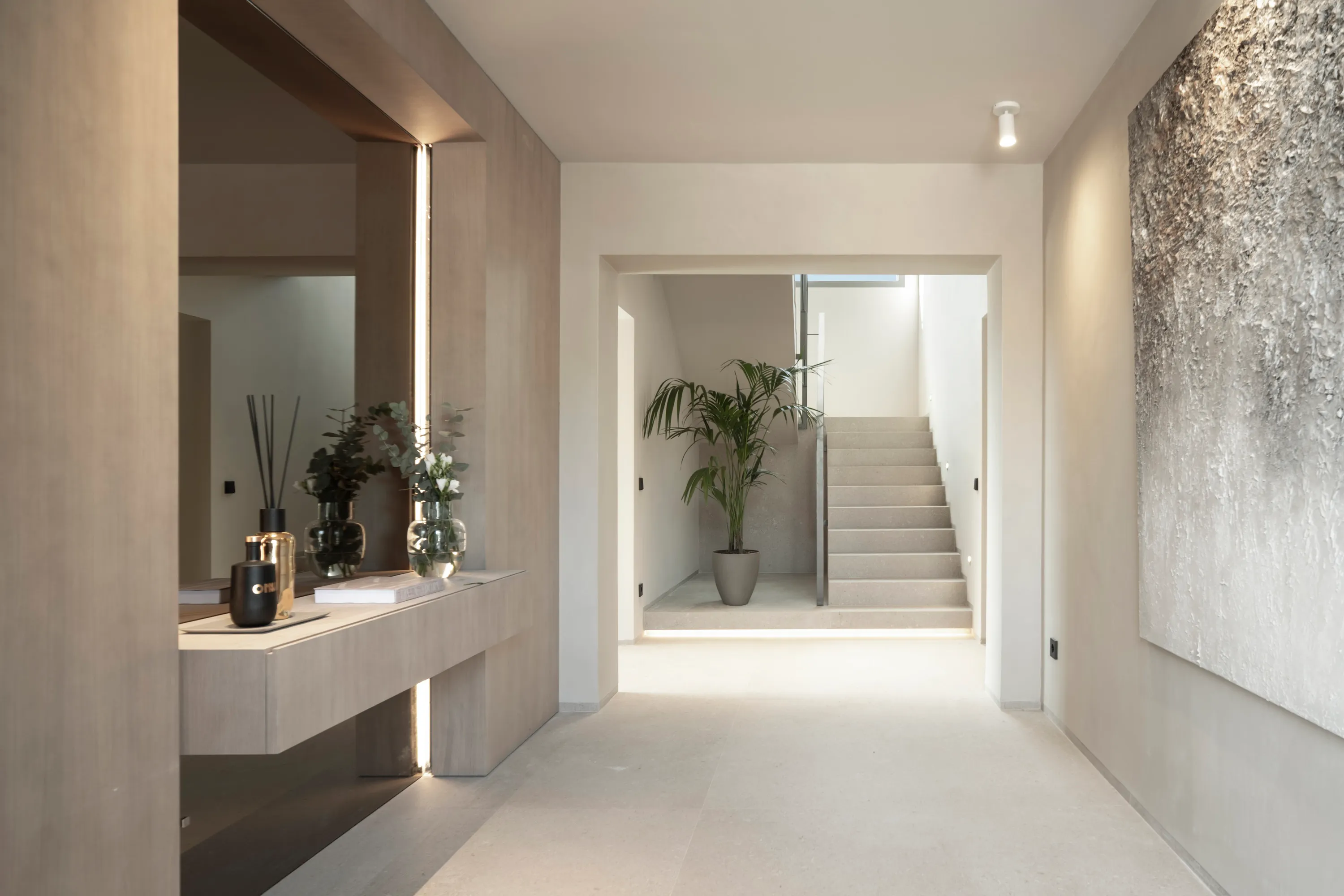 Elegante villa completamente renovada con amplio jardín-20