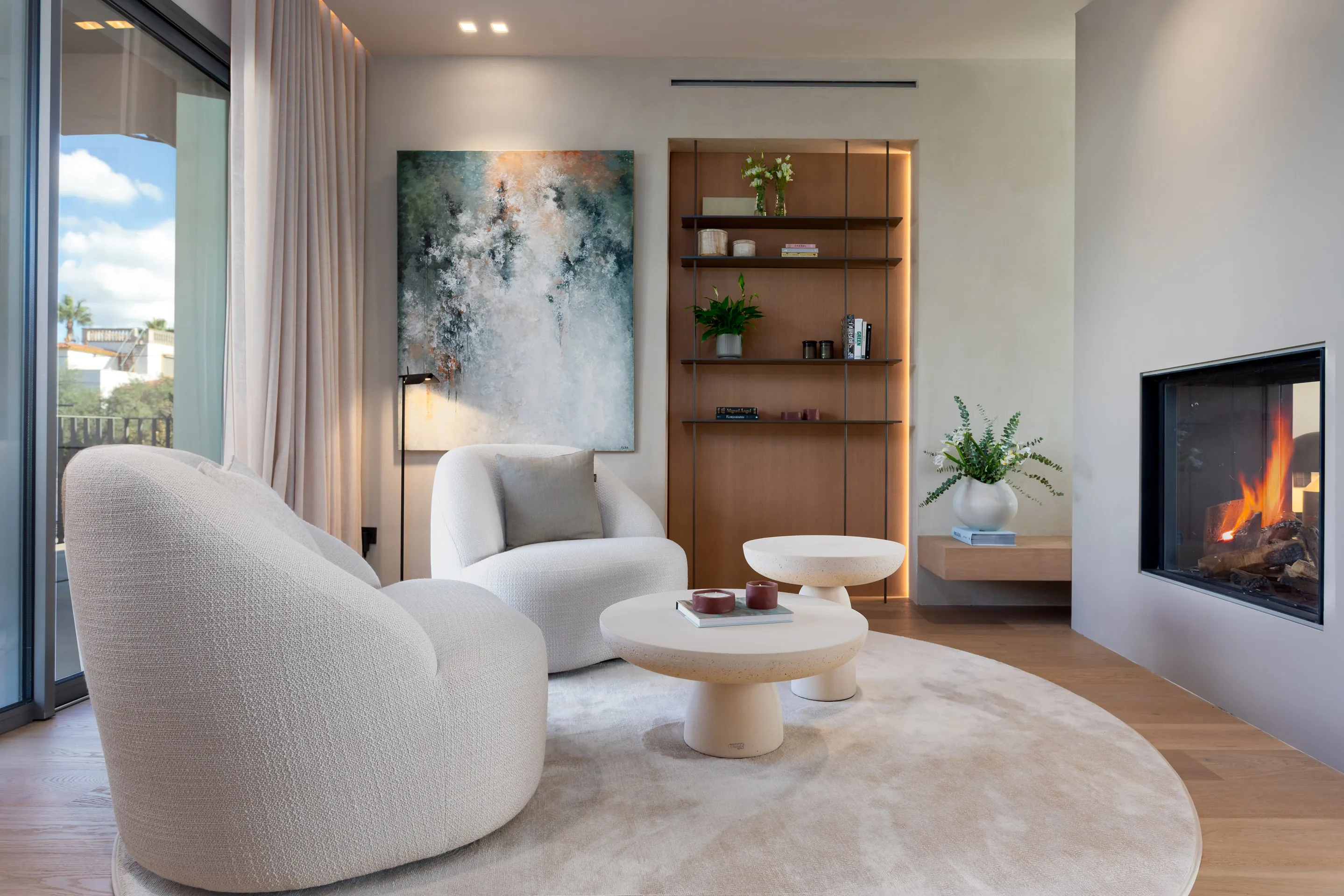 Stilfuld, totalrenoveret villa med stor have-13