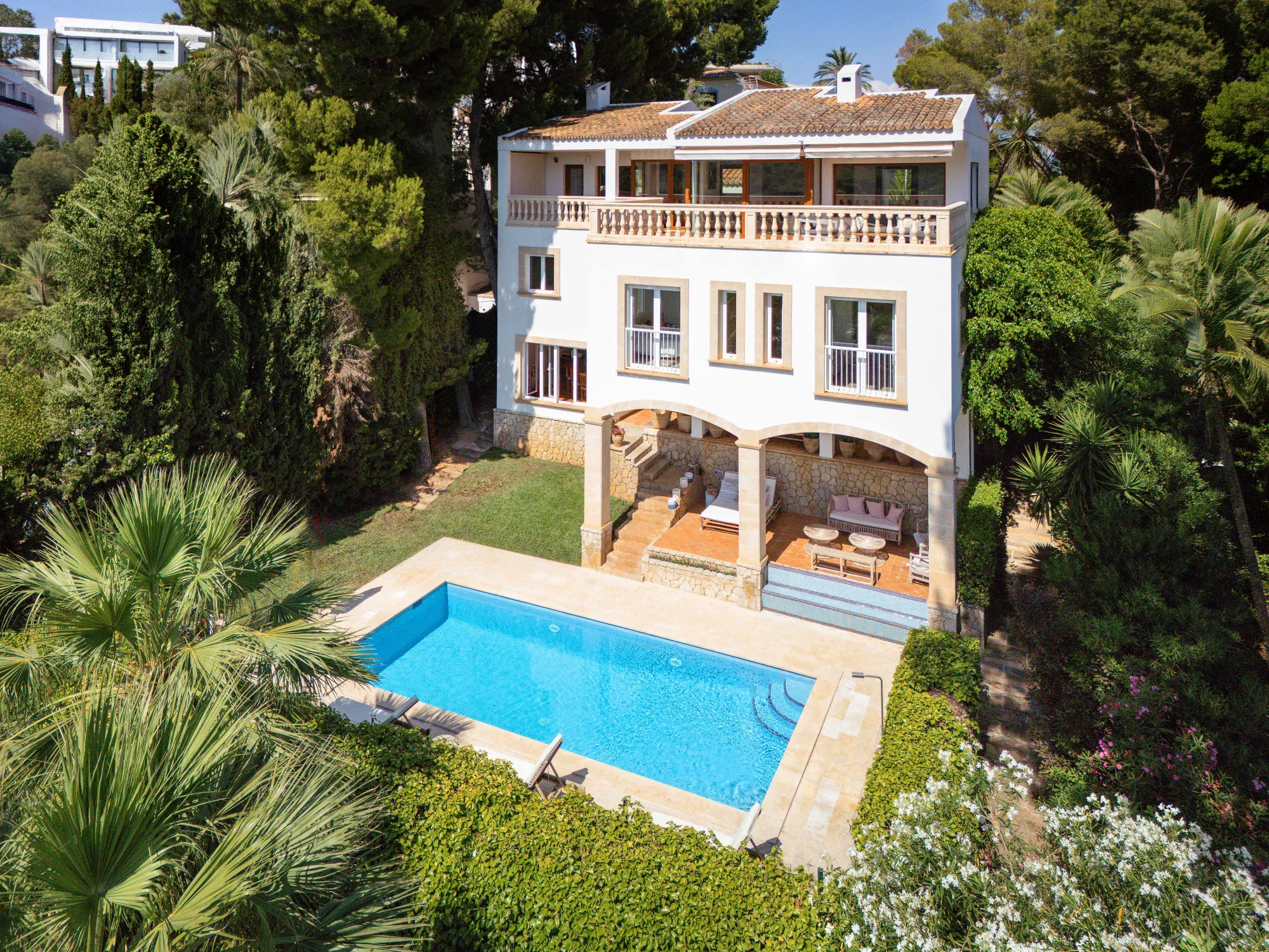Mediterranean elegance with golf & sea views in exclusive Cas Català-28