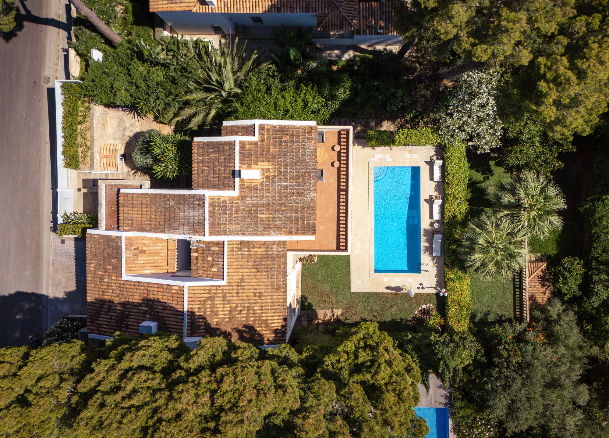 Mediterranean elegance with golf & sea views in exclusive Cas Català-29