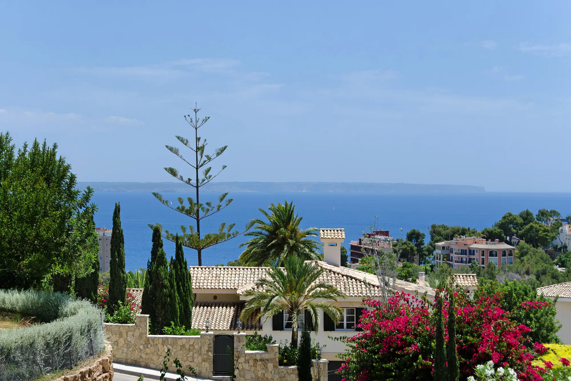 Mediterranean elegance with golf & sea views in exclusive Cas Català-30
