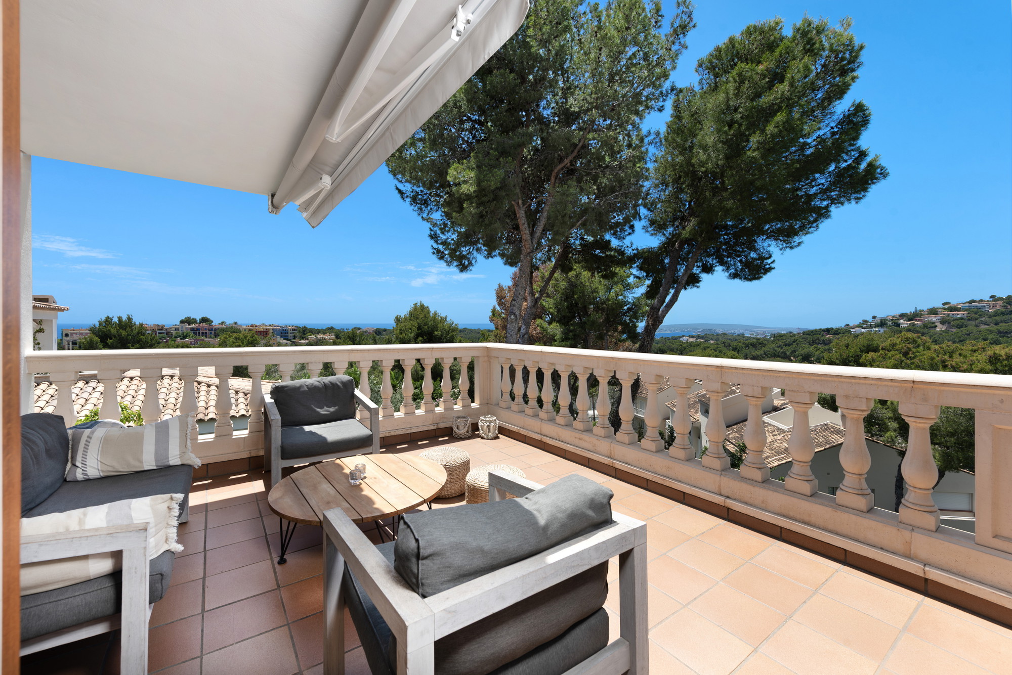 Mediterranean elegance with golf & sea views in exclusive Cas Català-4