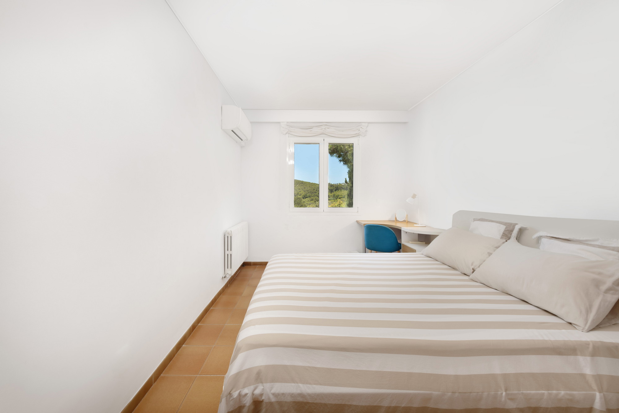 Mediterranean elegance with golf & sea views in exclusive Cas Català-19