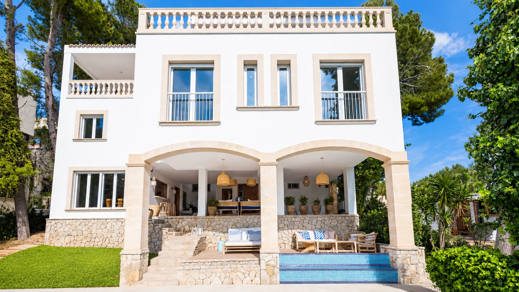 Mediterranean elegance with golf & sea views in exclusive Cas Català-23