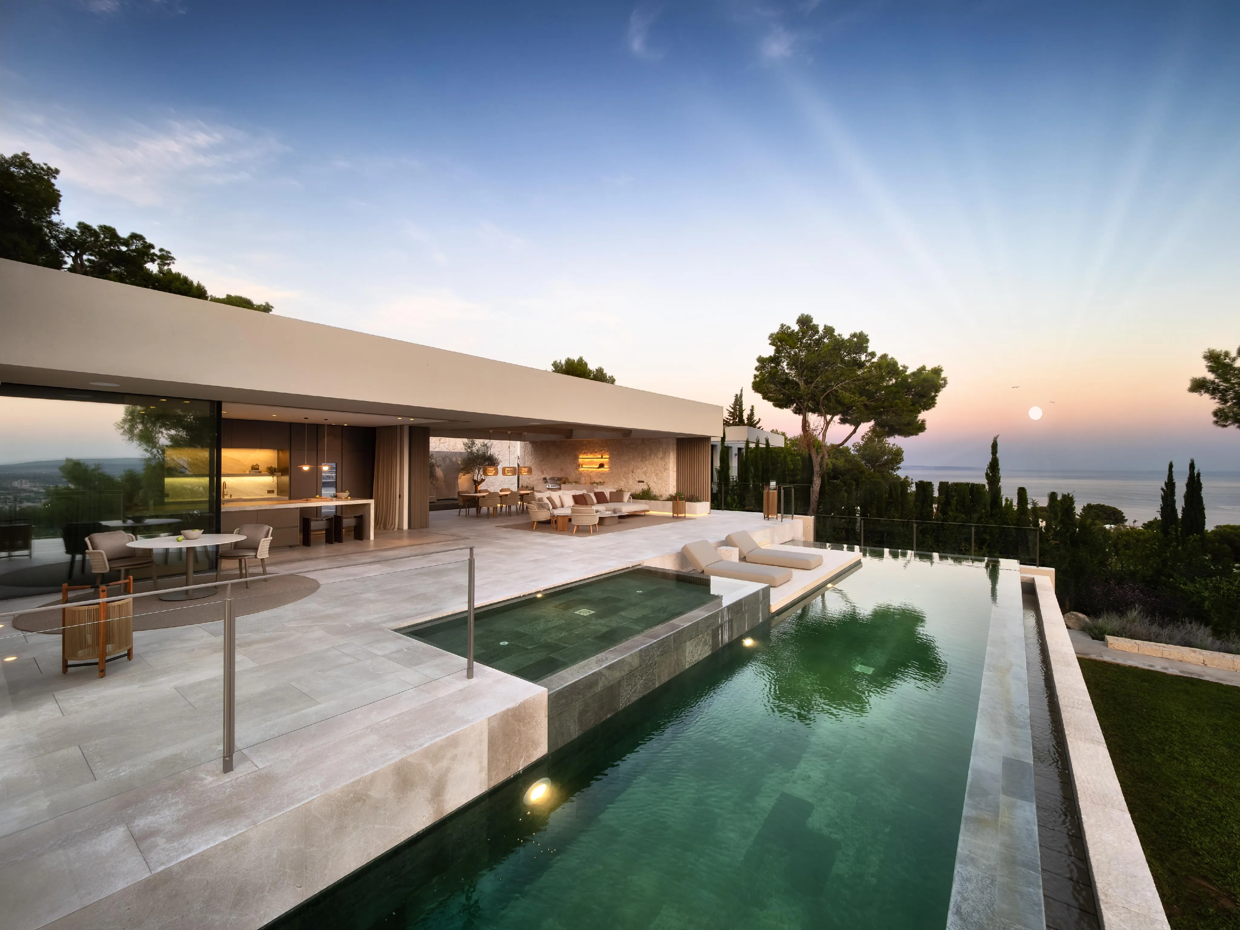 Villa Aura: imponente villa di nuova costruzione con vista panoramica-7