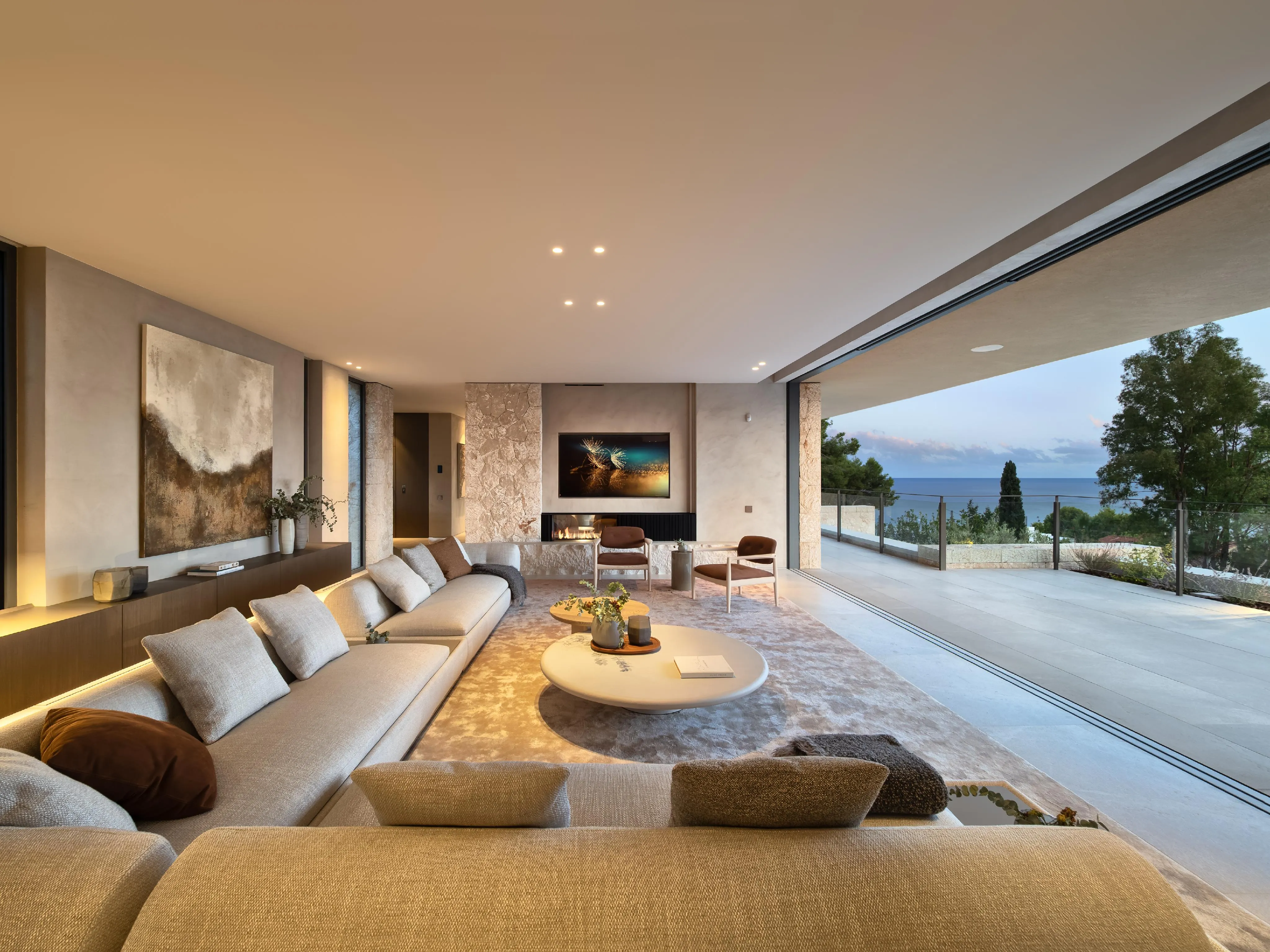 Villa Aura: imponente villa di nuova costruzione con vista panoramica-4