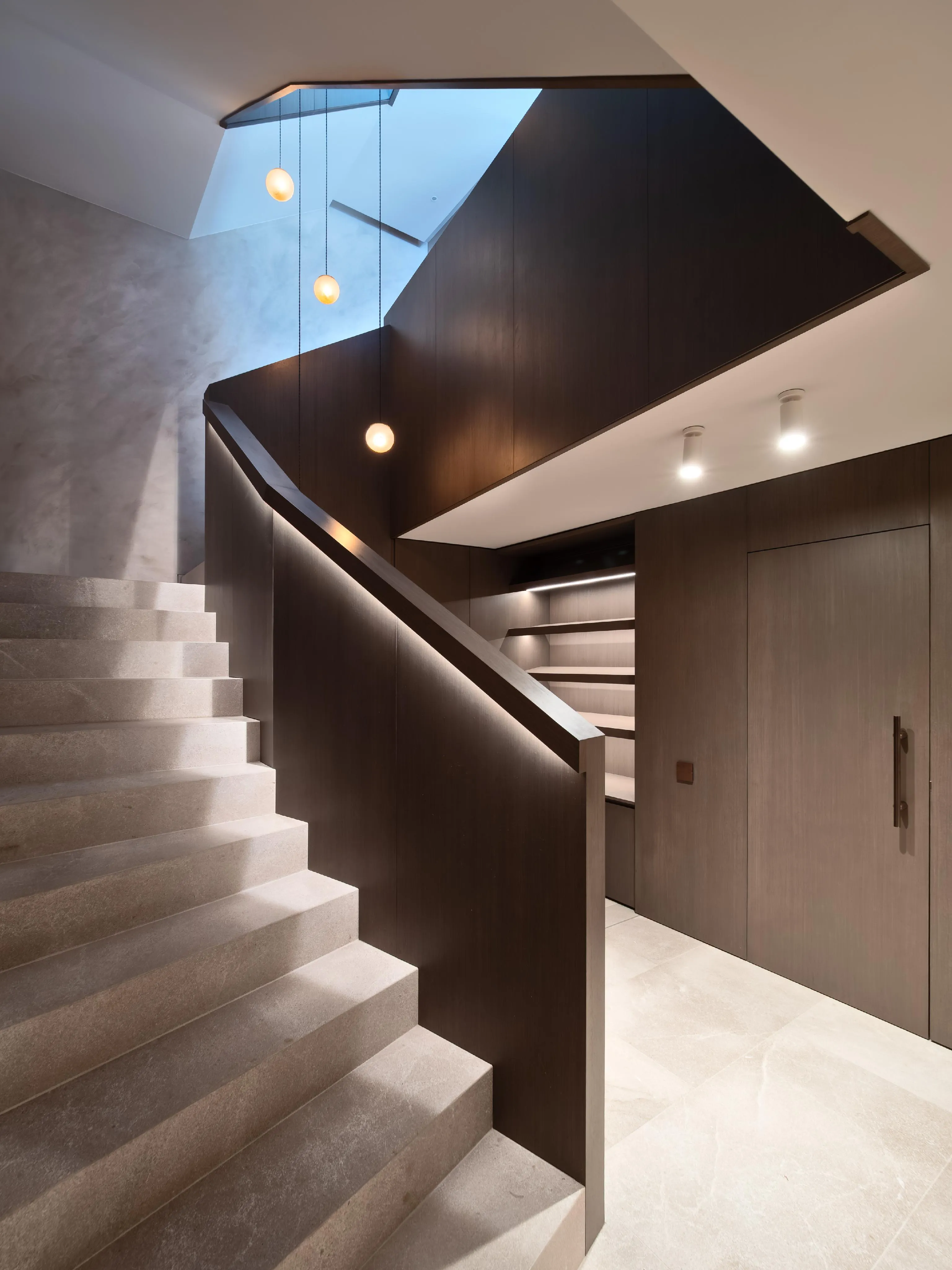 Villa Aura: imponente villa di nuova costruzione con vista panoramica-17