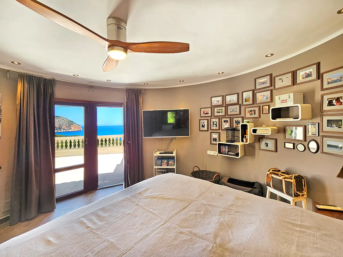 Villa de haute qualité avec vue sur la mer et terrain à bâtir à Canyamel.-9