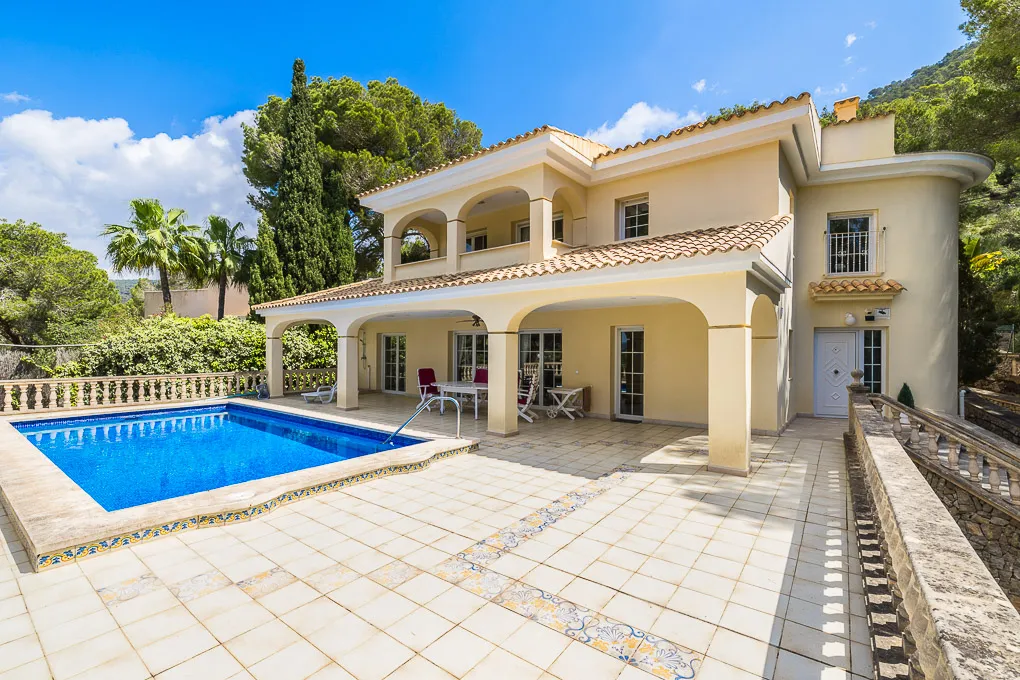 Villa con magníficas vistas al mar-3