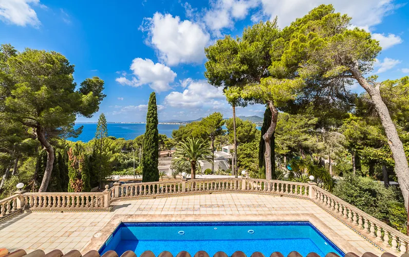 Villa con splendida vista sulla costa e sul mare a Costa de los Pinos