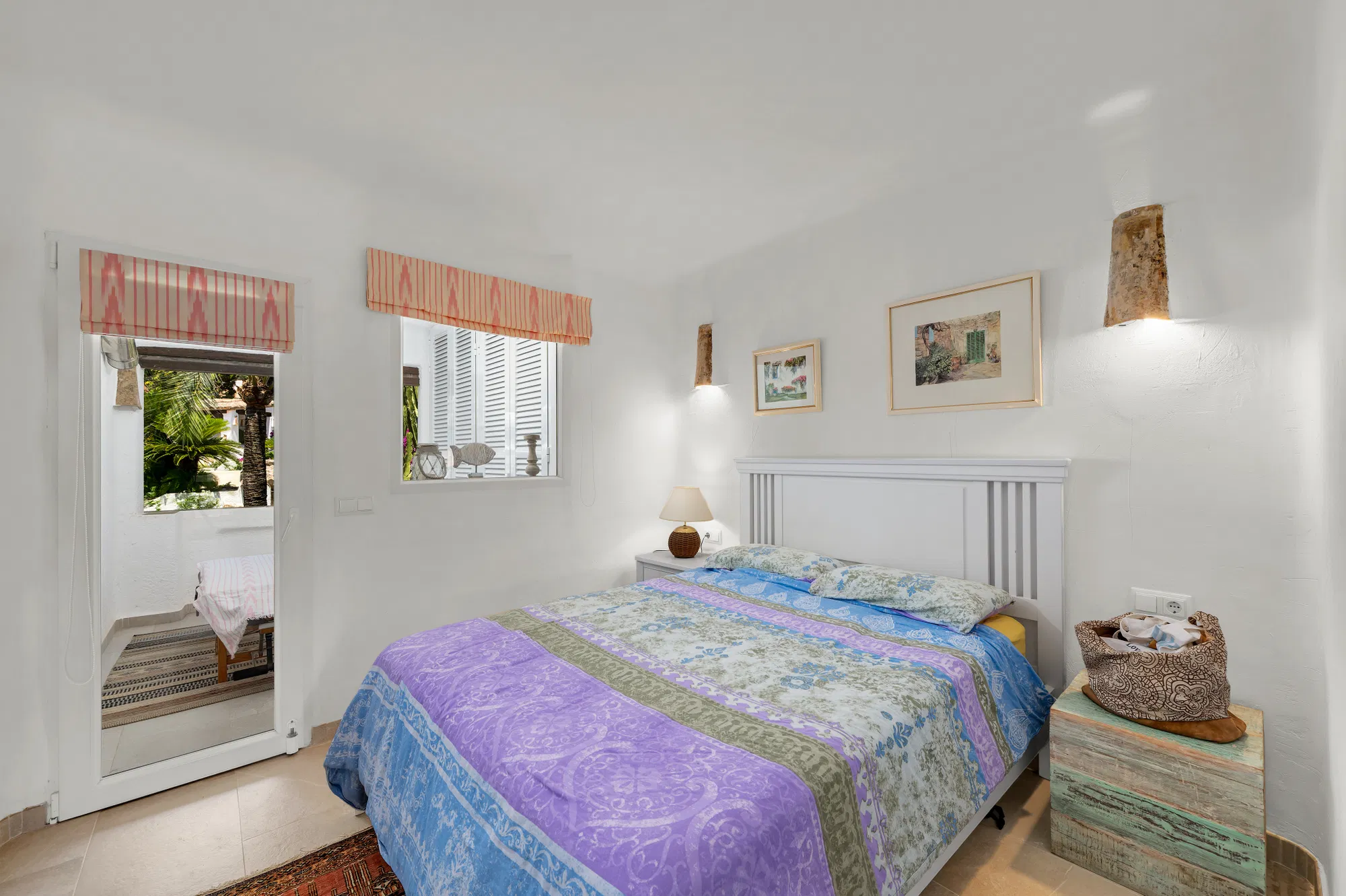 Luxurious sea-view penthouse – living with sea access in one of the most sought-after communities in the south-west-14