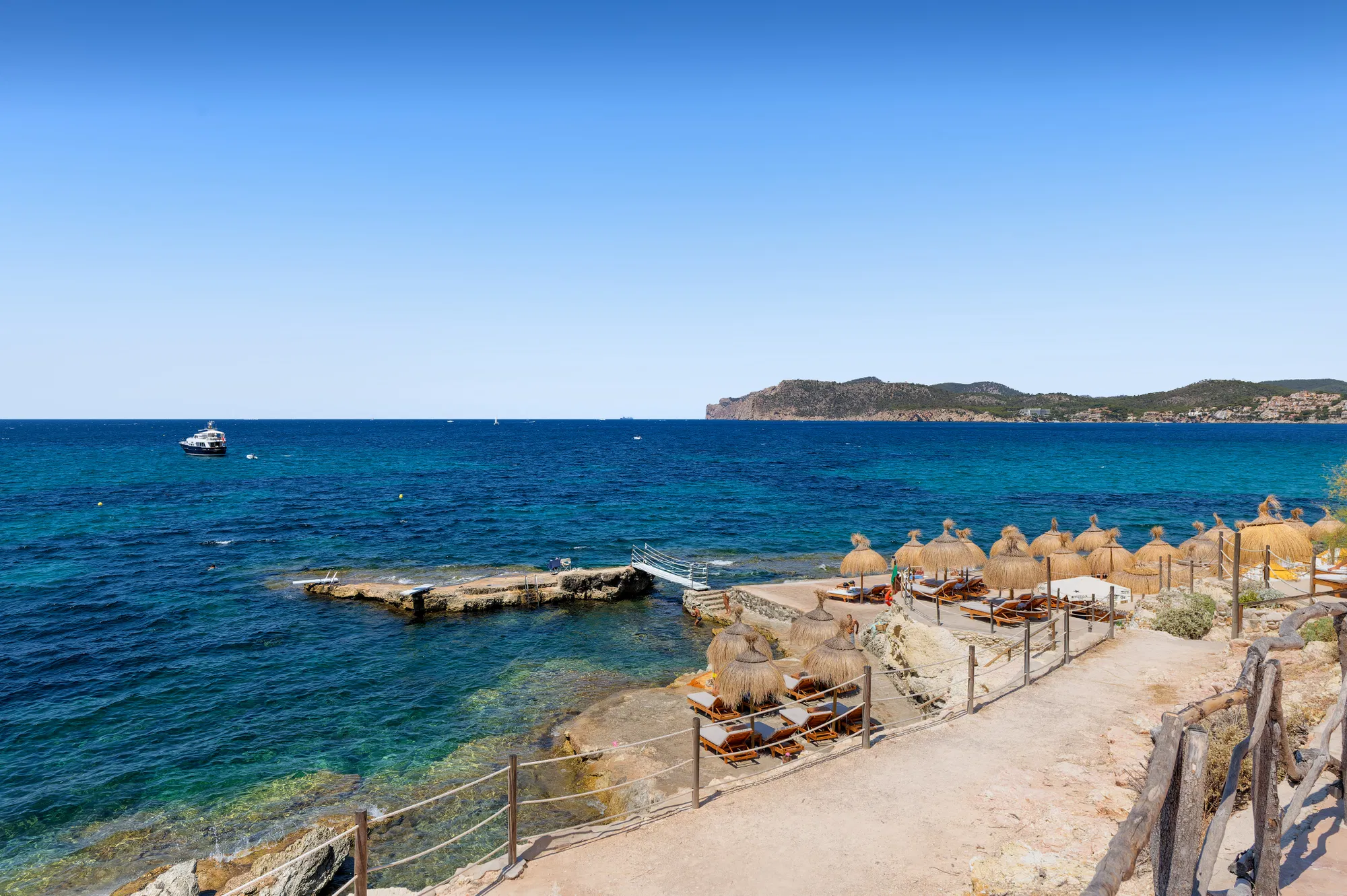 Luxurious sea-view penthouse – living with sea access in one of the most sought-after communities in the south-west-18