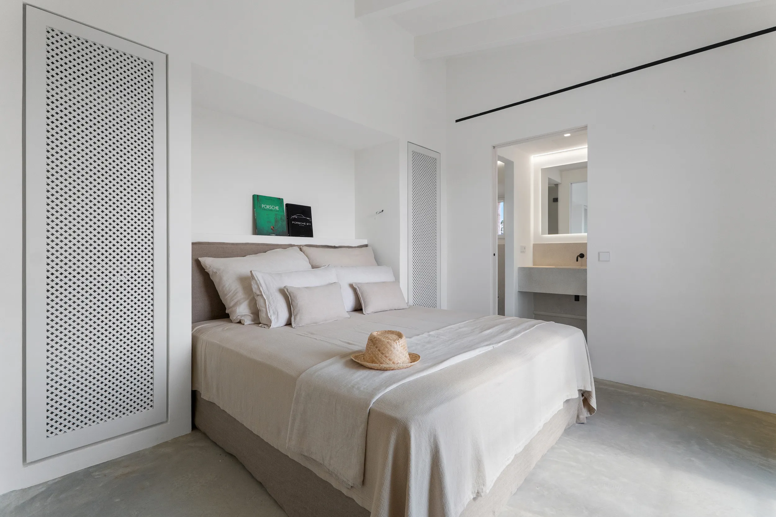Modern newly built country house with vineyard-15