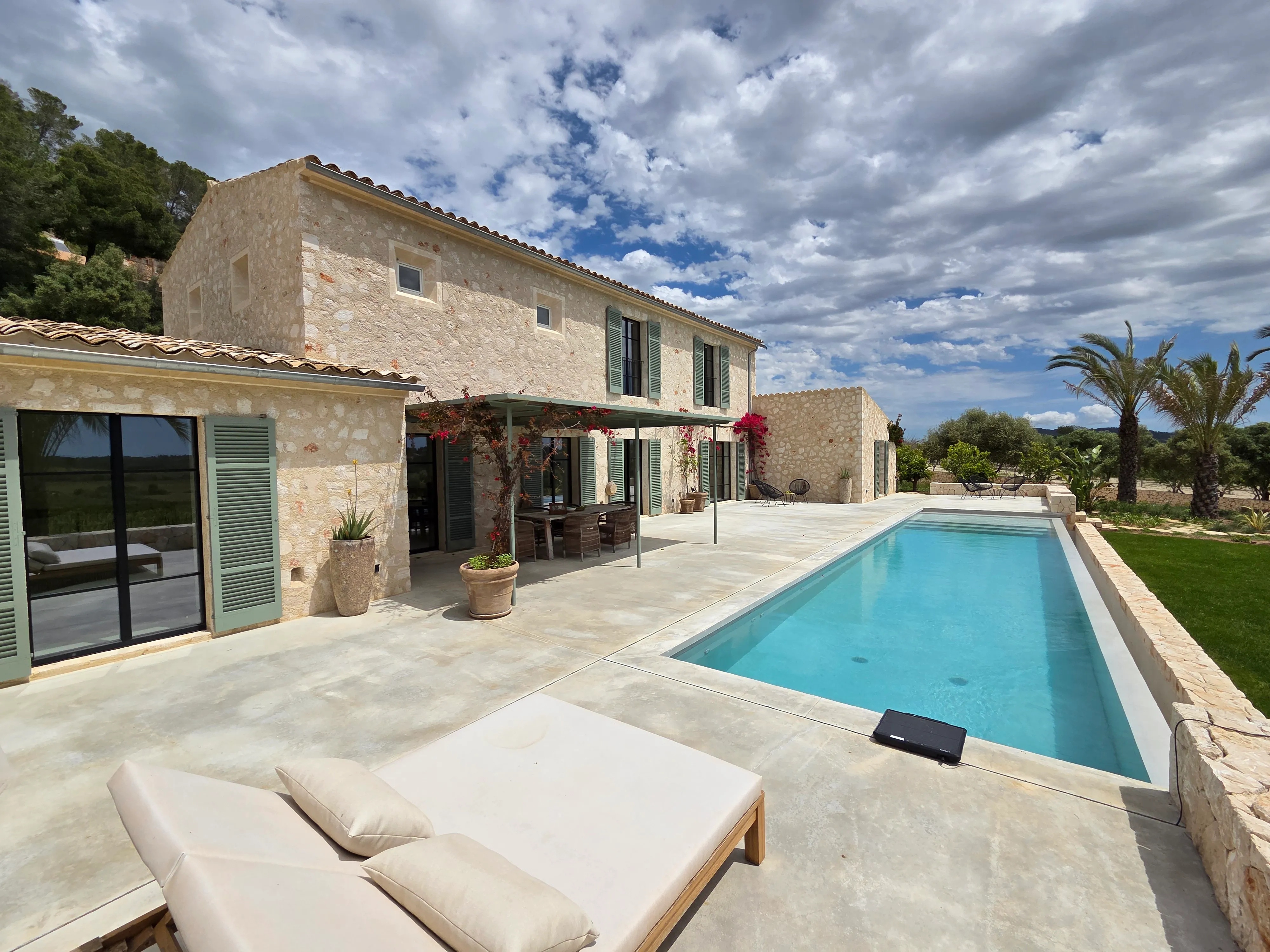 Modern newly built country house with vineyard-1