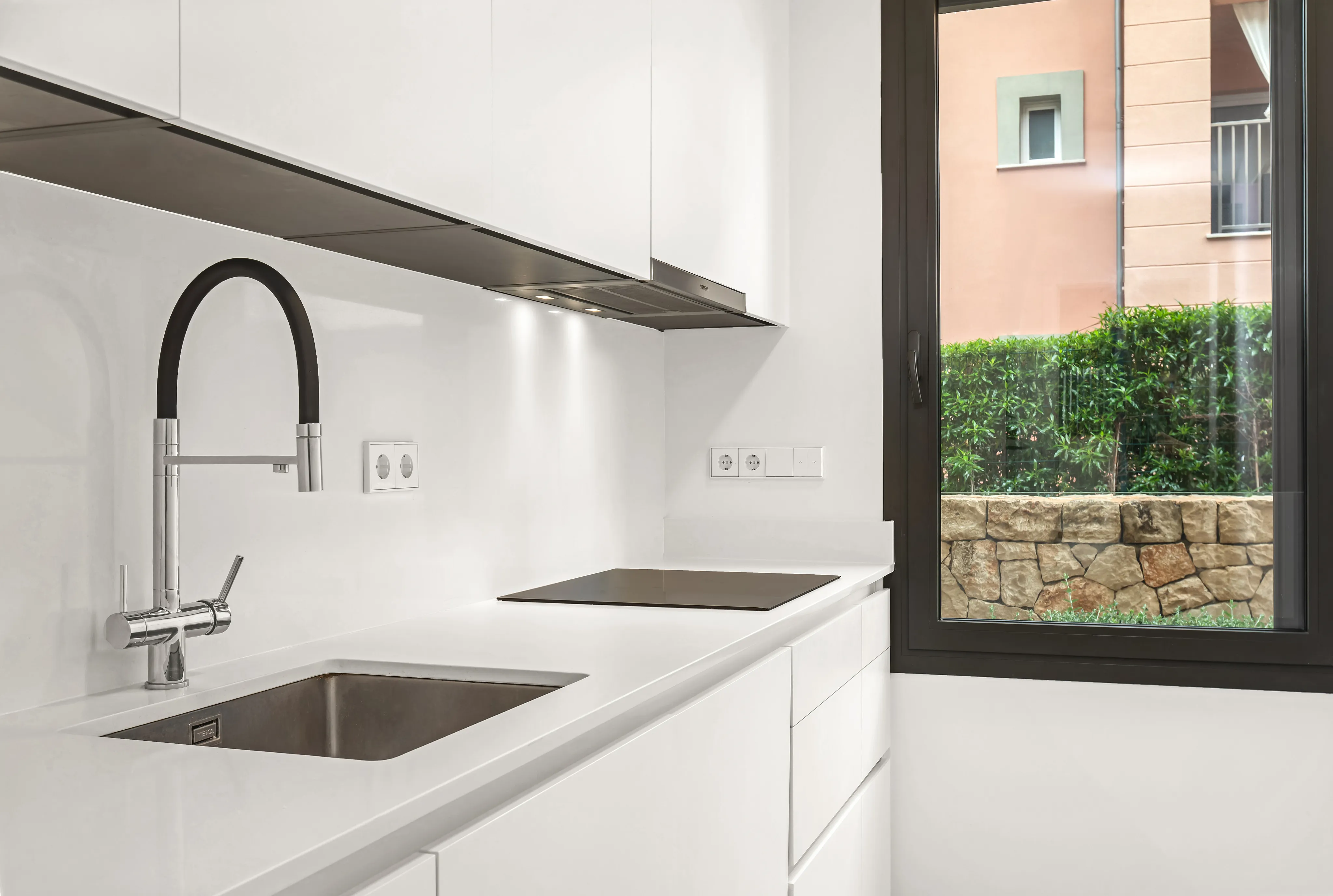 Premium Rental Opportunity in Son Vida District-6